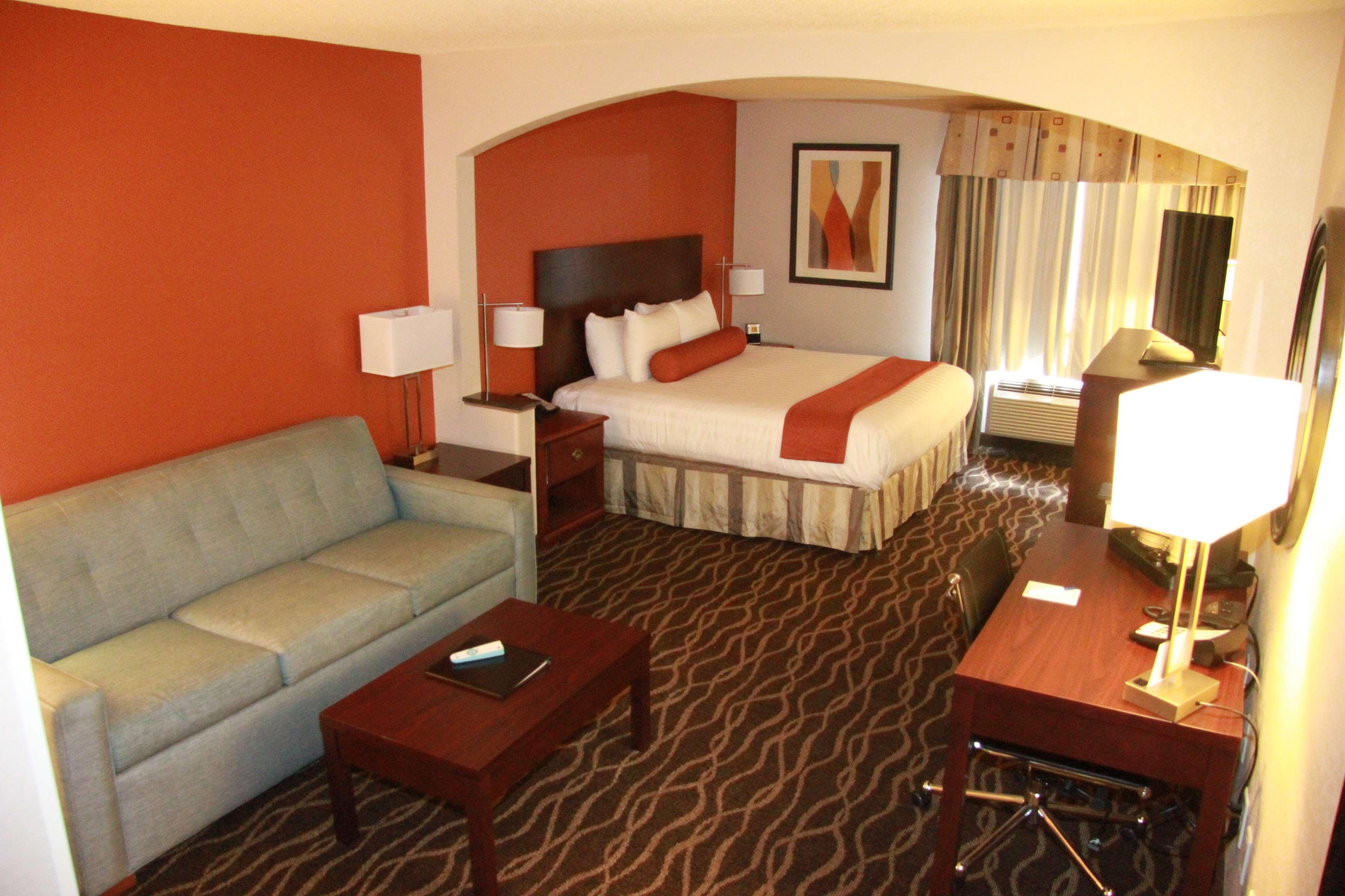 Western Hotel 3*