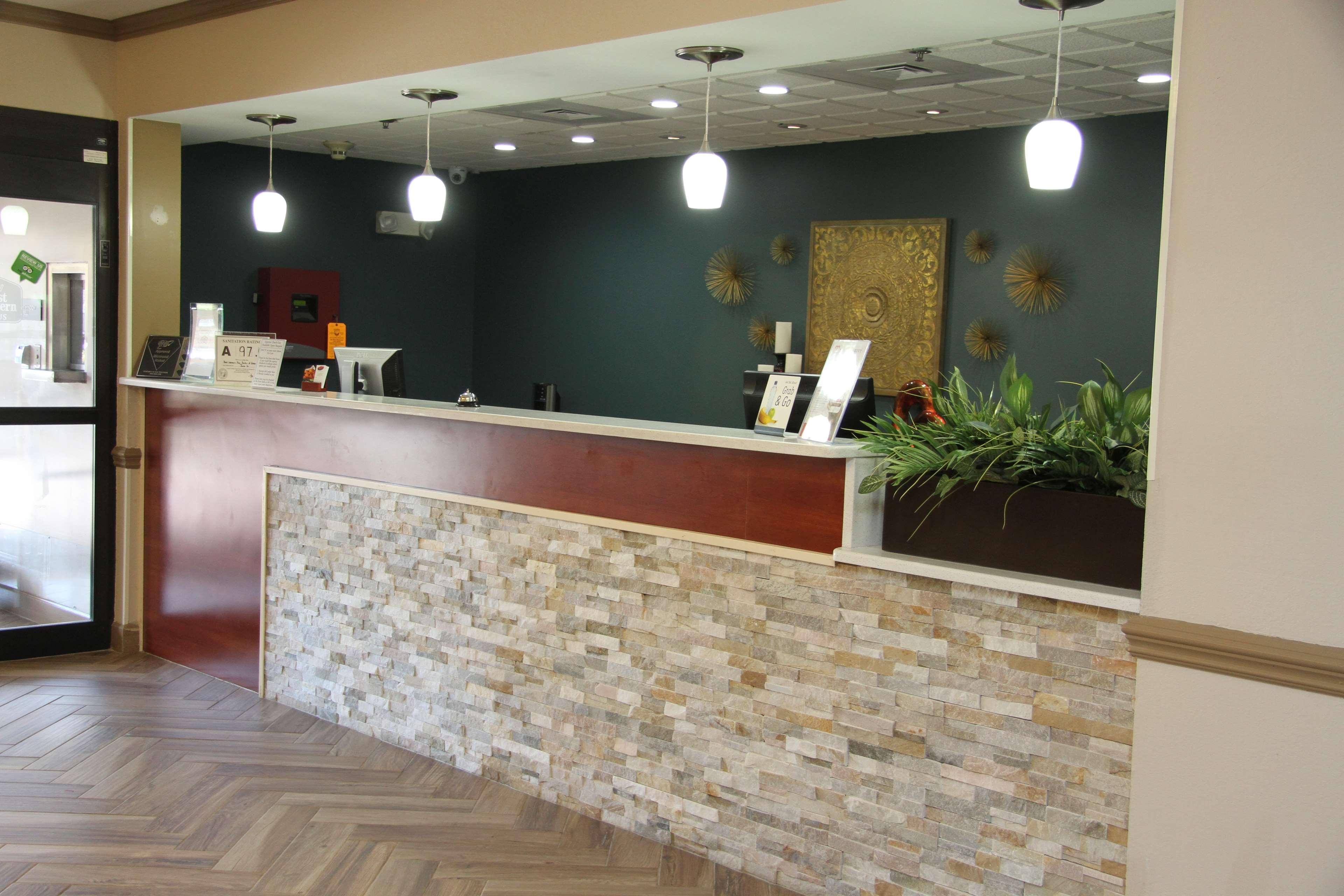 Western Hotel 3*