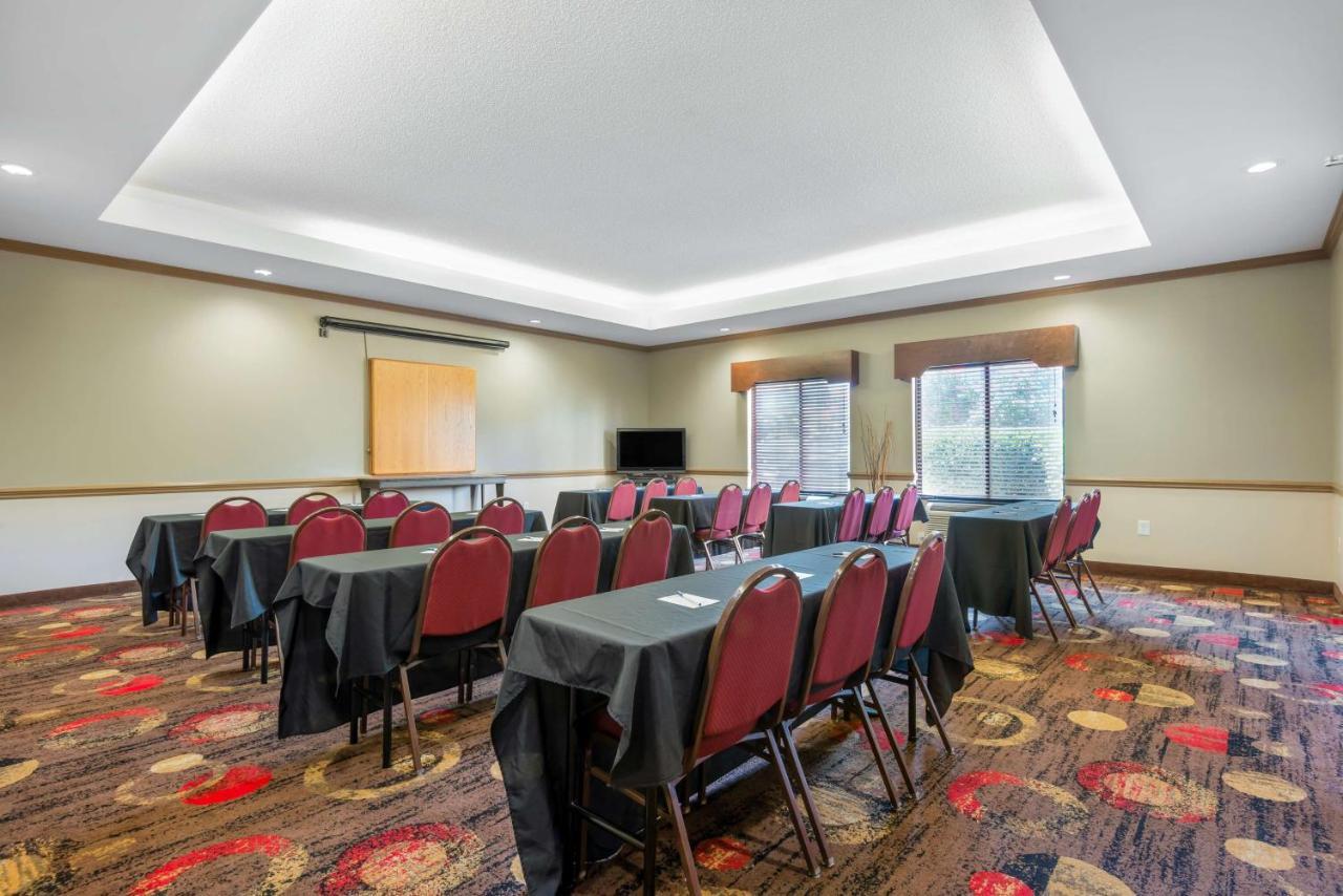Western 3* Greenville